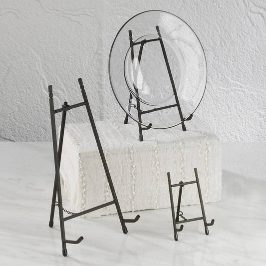 Traditional Art Easels